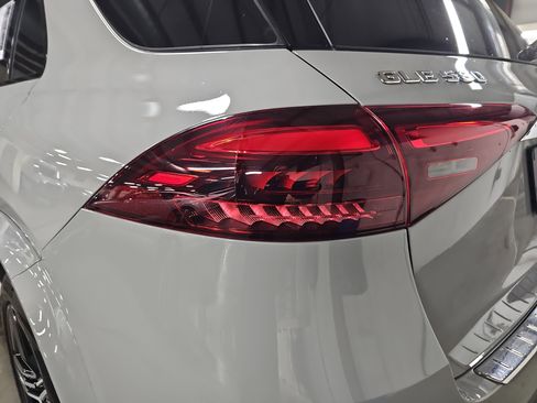 Certified 2024 Mercedes-Benz GLE 580 4MATIC image 39