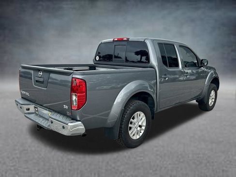 Used 2020 Nissan Frontier SV RWD image 5