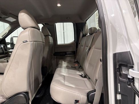 Used 2019 Ford F250 4x4 SuperCab Super Duty image 13