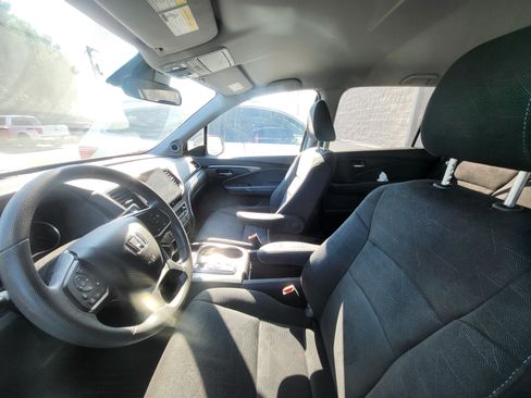 Used 2021 Honda Pilot EX image 10