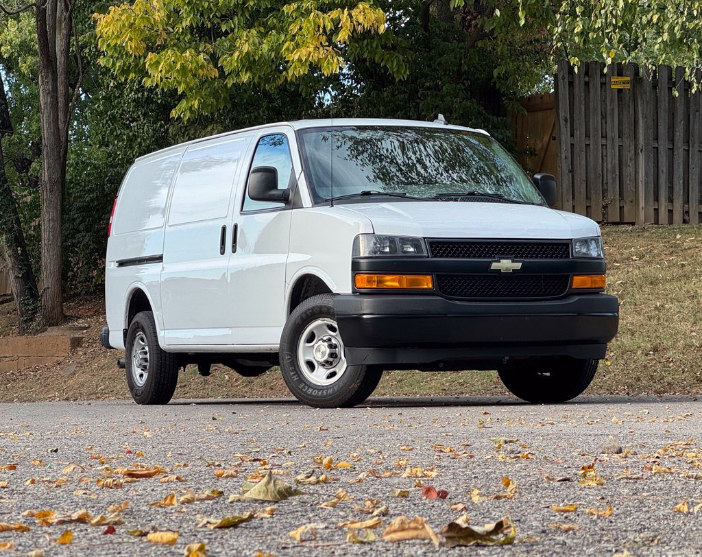 Used 2021 Chevrolet Express 2500 w/ Driver Convenience Package RWD image 2
