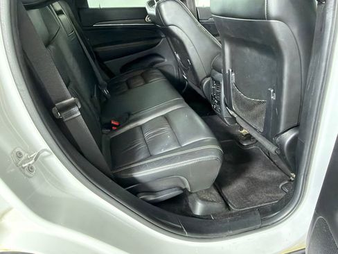 Used 2016 Jeep Grand Cherokee Limited w/ Trailer Tow Group IV image 16