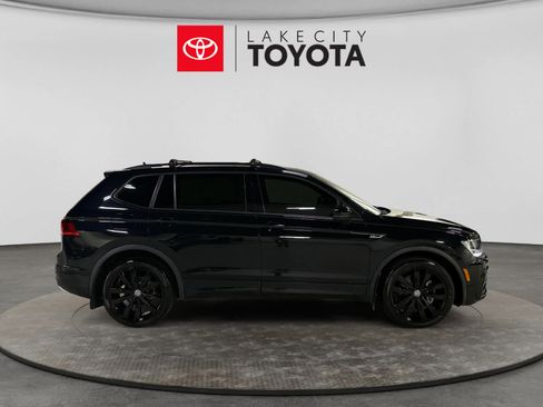 Used 2021 Volkswagen Tiguan SE R-Line w/ 3rd Row Seat Package AWD/4WD image 11