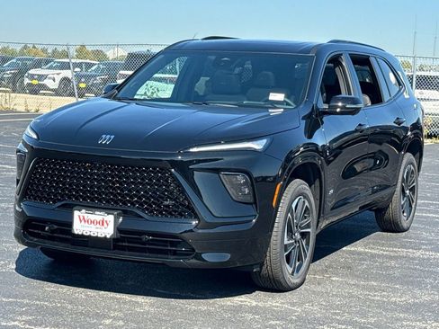 New 2026 Buick Enclave Sport Touring w/ Power Package AWD/4WD image 5