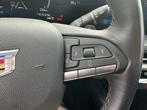 Used 2024 Cadillac XT4 Premium Luxury image 23