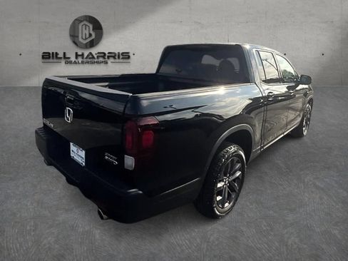 Used 2023 Honda Ridgeline Sport image 6