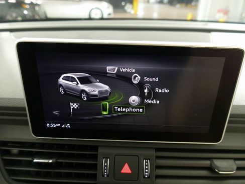 Used 2020 Audi Q5 2.0T Premium Plus image 18