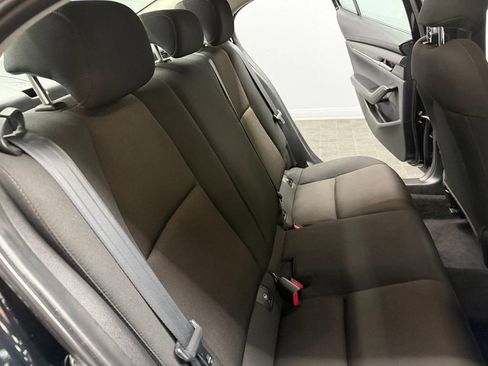 Used 2020 MAZDA MAZDA3 Sedan FWD image 45