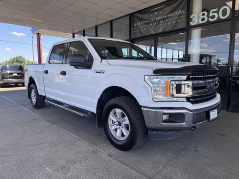 Used 2018 Ford F150 XLT w/ Trailer Tow Package AWD/4WD image 5