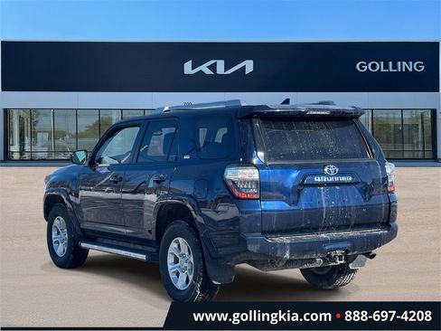 Used 2016 Toyota 4Runner SR5 image 4