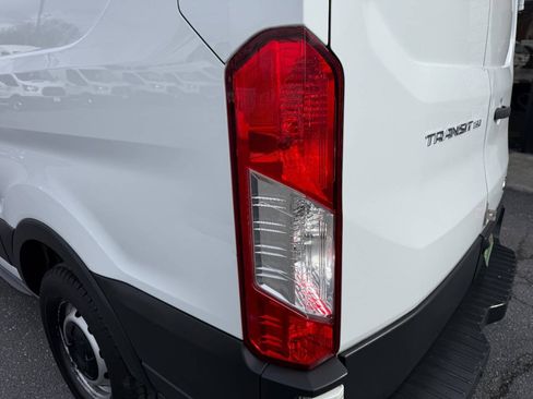 Used 2016 Ford Transit 150 130 Low Roof RWD image 37