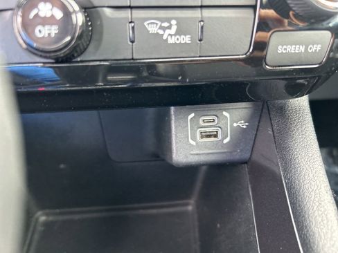 Certified 2022 Jeep Compass Latitude image 41