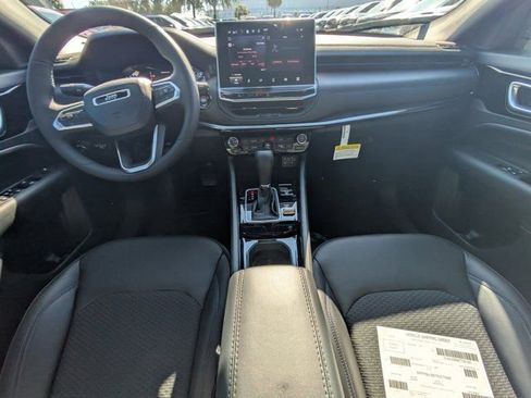 New 2026 Jeep Compass Latitude w/ Sun and Sound Group AWD/4WD image 13