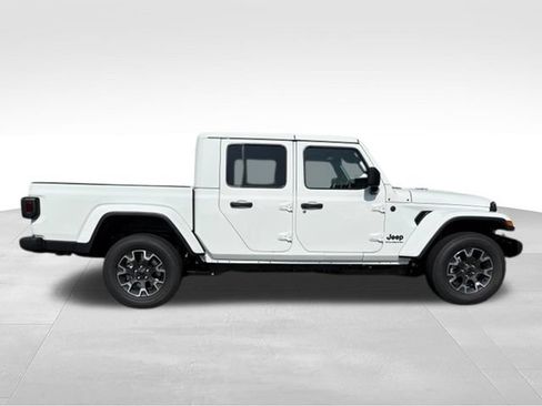 New 2026 Jeep Gladiator Sport AWD/4WD image 19