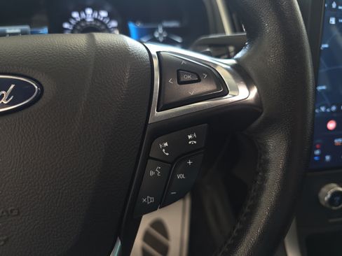 Used 2022 Ford Edge SEL w/ Convenience Package AWD/4WD image 16