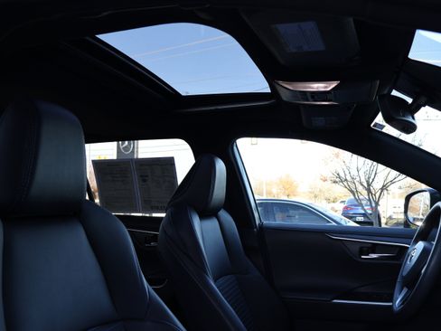 Used 2023 Toyota RAV4 XSE image 27