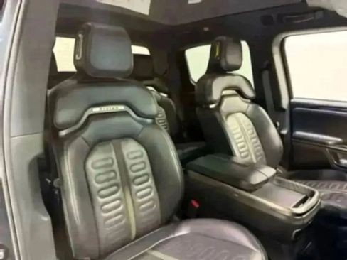 Used 2022 Rivian R1T Launch Edition image 29