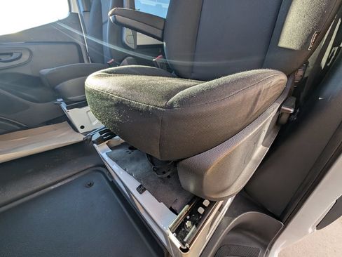 Used 2024 Mercedes-Benz Sprinter 2500 image 21