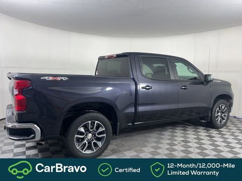 Certified 2022 Chevrolet Silverado 1500 LT AWD/4WD image 3