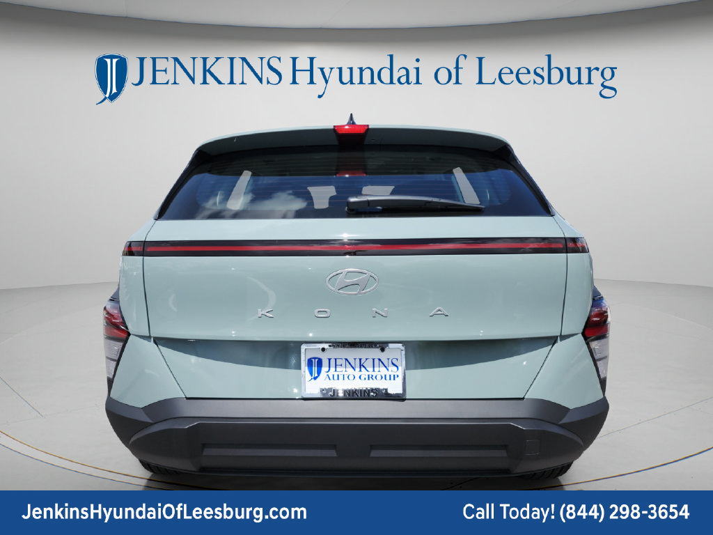 New 2027 Hyundai Kona SE FWD image 6