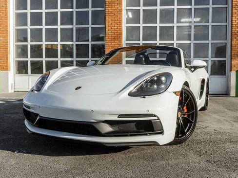 Used 2018 Porsche 718 Boxster GTS RWD image 36