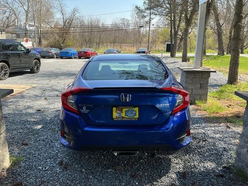 Used 2019 Honda Civic Sport image 6