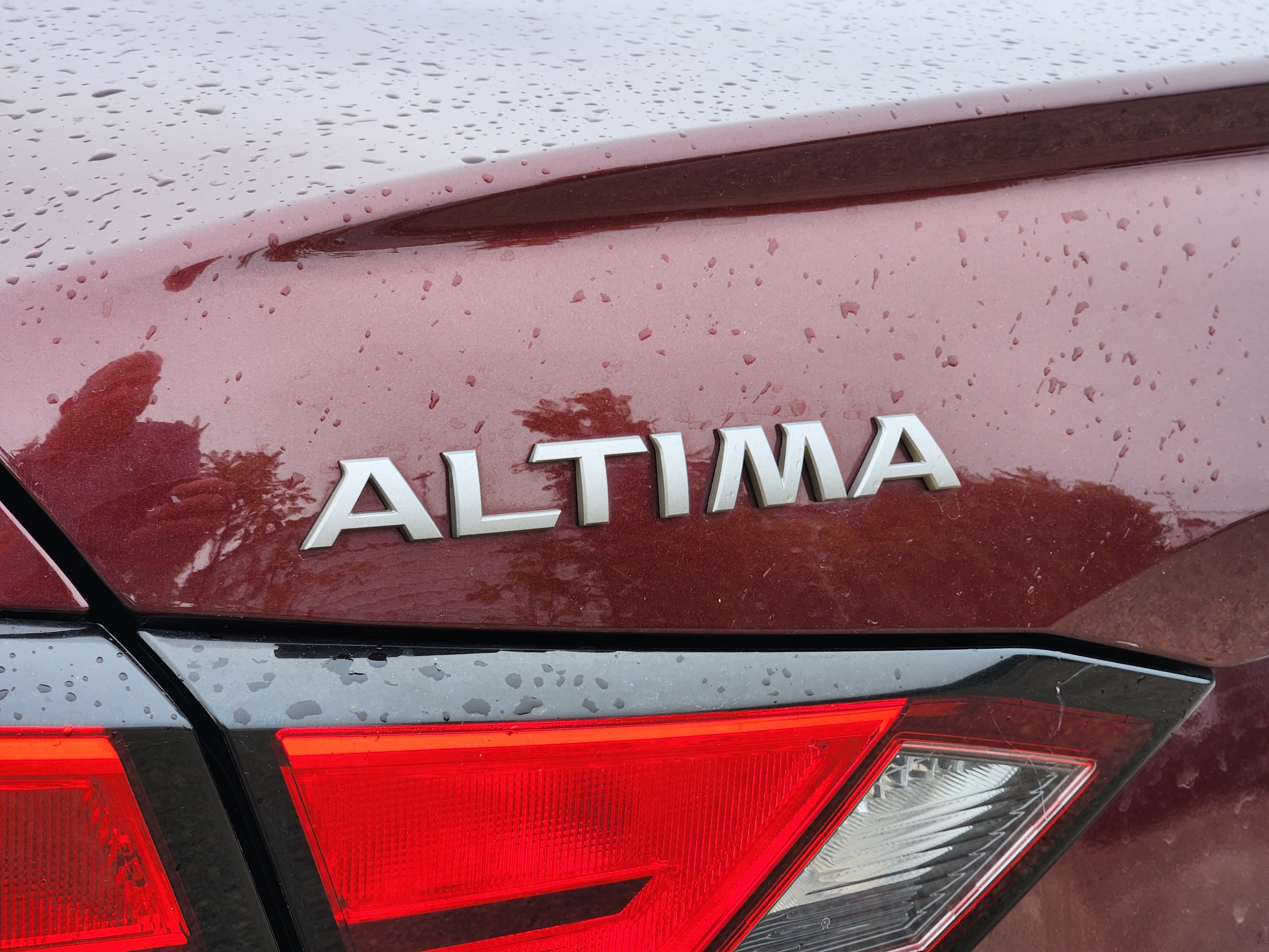 Used 2023 Nissan Altima 2.5 SV FWD image 8