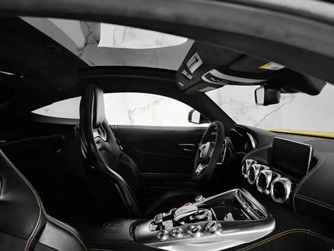 Used 2018 Mercedes-Benz AMG GT C image 21