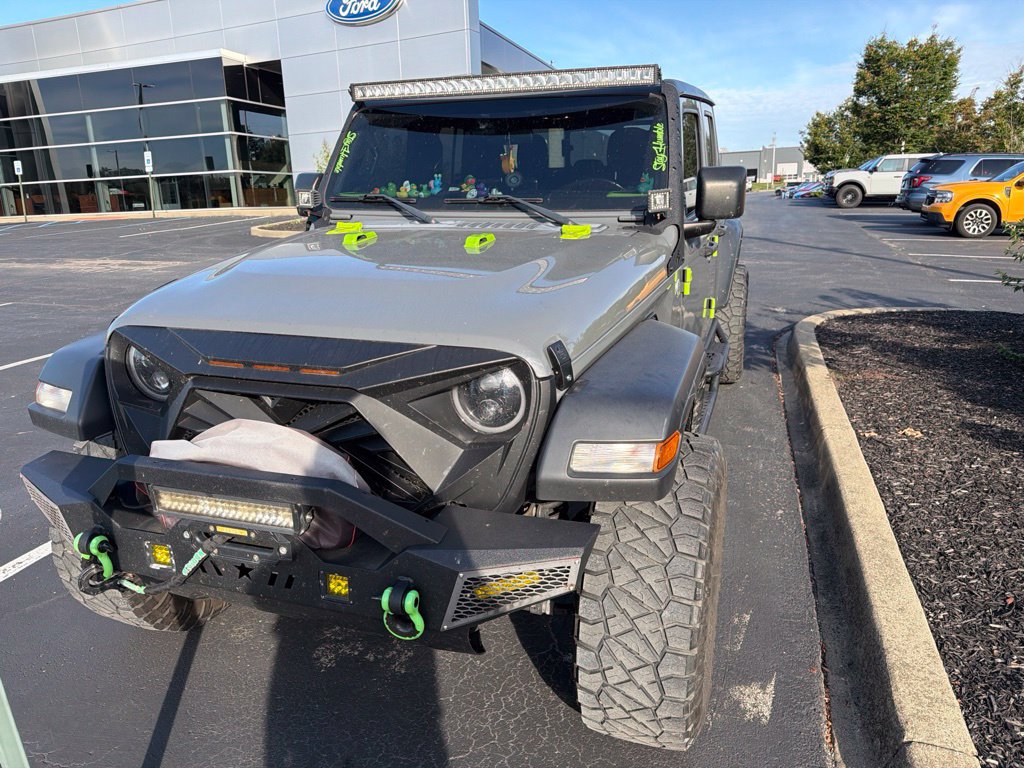Used 2020 Jeep Gladiator Sport w/ Quick Order Package 24S AWD/4WD image 3