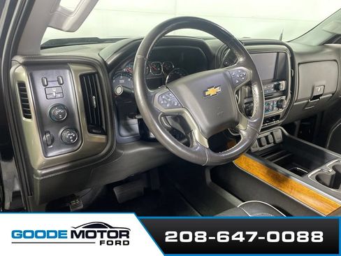 Used 2018 Chevrolet Silverado 1500 High Country AWD/4WD image 9