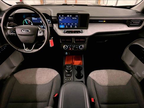 Certified 2024 Ford Maverick XLT w/ XLT Luxury Package image 14