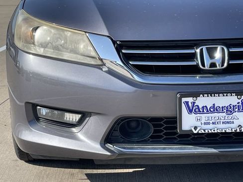 Used 2015 Honda Accord Touring image 8