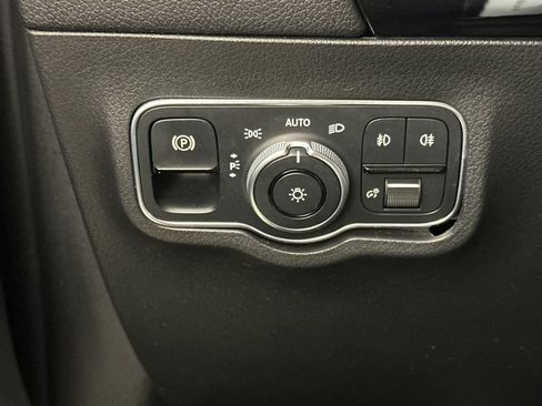 Used 2021 Mercedes-Benz GLA 250 image 33