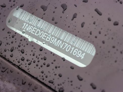 Used 2021 Nissan Frontier SV image 56