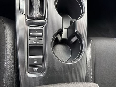 Certified 2025 Honda Civic Sport image 26