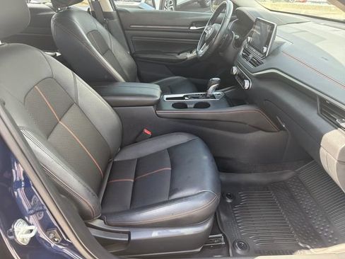 Used 2019 Nissan Altima 2.5 SR w/ SR Premium Package FWD image 15