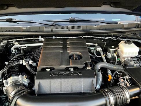 Used 2025 Nissan Frontier SV image 31