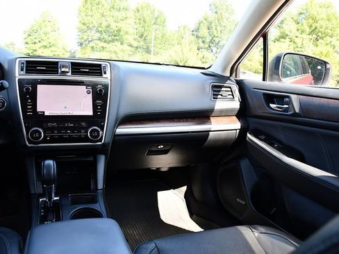 Used 2019 Subaru Outback 2.5i Limited w/ Popular Package #2 AWD/4WD image 22