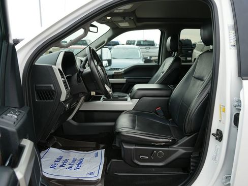 Used 2019 Ford F450 Lariat w/ Lariat Value Package image 23