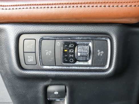 Used 2021 Lincoln Nautilus Reserve w/ Cargo Utility Package image 19