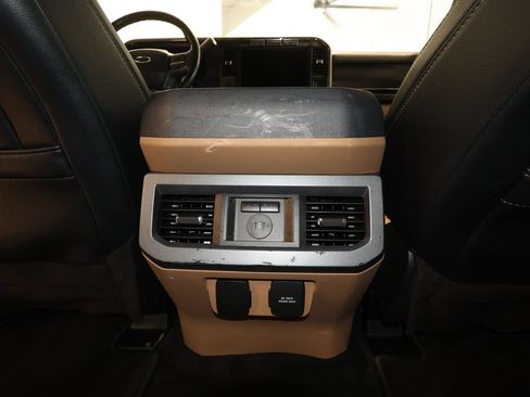 Used 2023 Ford F350 Lariat w/ Chrome Package AWD/4WD image 30