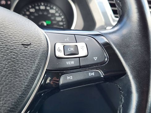 Used 2019 Volkswagen Tiguan SE AWD/4WD image 22