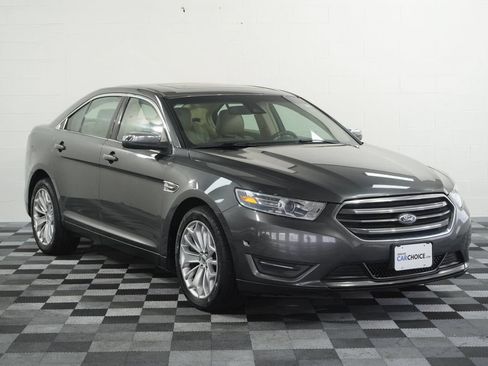 Used 2018 Ford Taurus Limited w/ Driver Assist Package AWD/4WD image 8