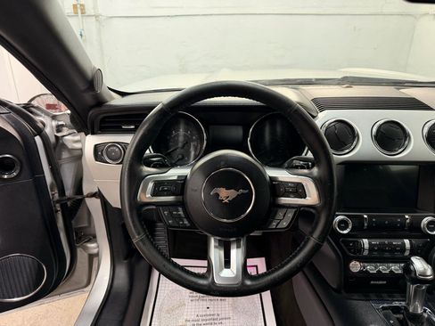 Used 2016 Ford Mustang Premium RWD image 21