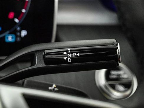 New 2026 Mercedes-Benz C 300 4MATIC Sedan image 12