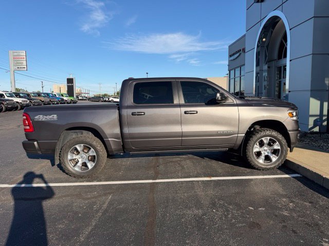 Used 2024 RAM 1500 Laramie AWD/4WD image 6