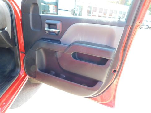 Used 2019 Chevrolet Silverado 2500 W/T AWD/4WD image 25