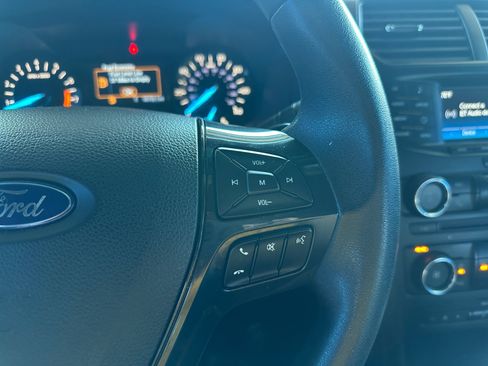Used 2016 Ford Explorer FWD image 19
