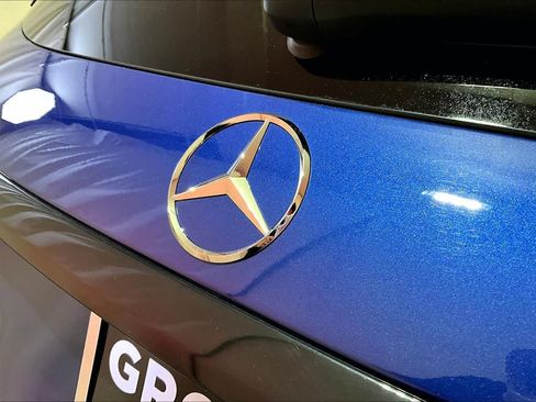 Used 2023 Mercedes-Benz GLC 300 4MATIC image 32