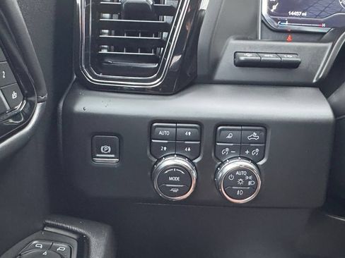 Used 2025 GMC Sierra 1500 AT4X AWD/4WD image 15